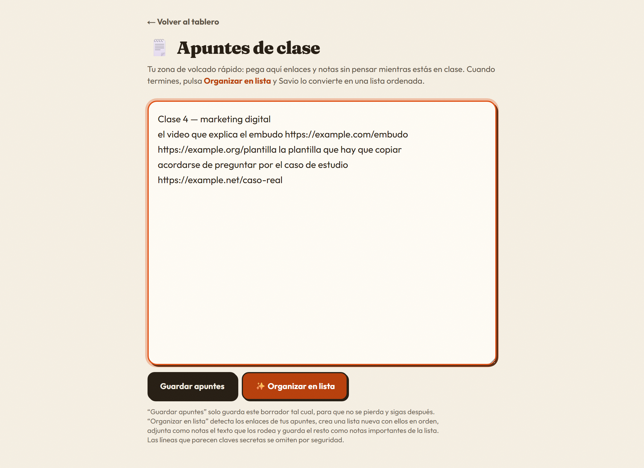 La zona de apuntes de Savio con un volcado de texto desordenado mezclando enlaces y notas